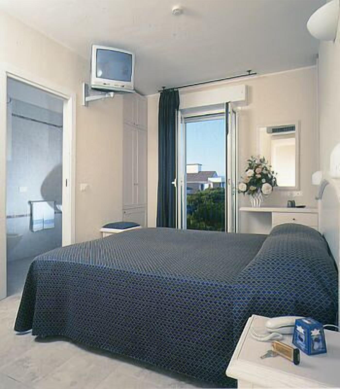 Hotel Villa Mare Riccione Exterior photo